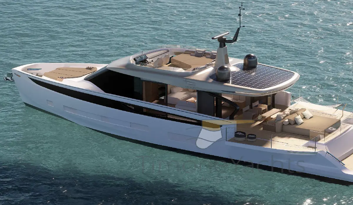 Azimut - Seadeck 7 - Luxury Yacht Charter - Preowned Luxury Yachts - Exclusive Concierge Club.webp